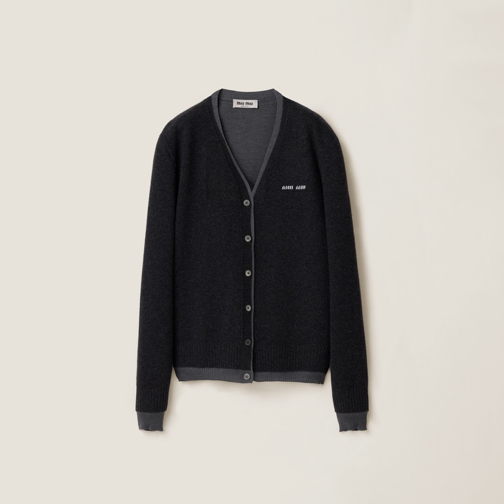 Miu Miu 
Silk cashmere cardigan sweater It36